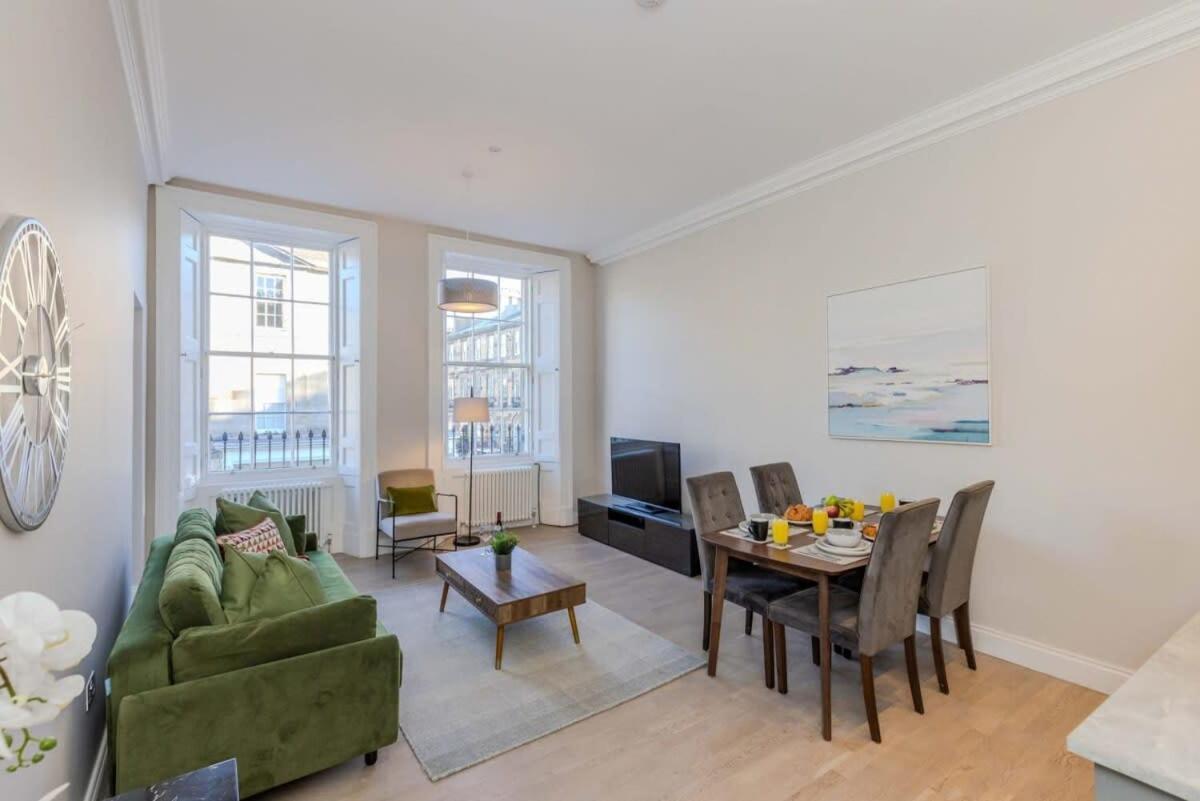 Dragon Suites - Edinburgh City Centre 2 Bed Apartment ภายนอก รูปภาพ